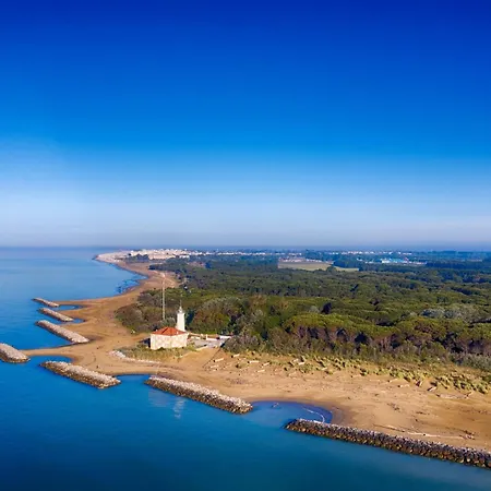 Peaceful Flat Just 350m From The